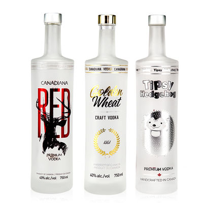 750ml 700ml シカゴスタイル ガラスワインボトル 木製コルクキャップとカスタマイズされたロゴ