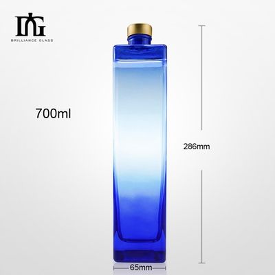オーダーメイド 700ml 750ml 徐々に変更 アルミナスクリューキャップの青い方形のガラスボトル