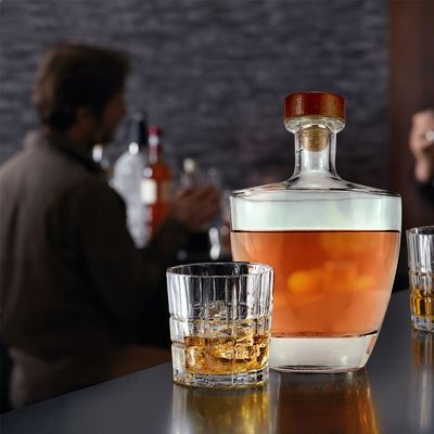 250ml/500ml/700ml/750ml容量 空のガラスボトル スーパーフリントガラス ブランデーボトル
