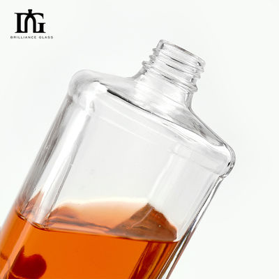 700ml 500ml スクエアガラスボトル ウイスキー ウォッカ 酒 受け入れられる お客様のロゴ