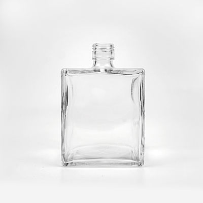 OEM/ODM 受け入れ オーダーメイド 方形 750ml ウィスキー ウォッカ ブランデー ラム ジン用 ガラスボトル