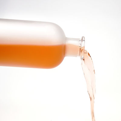 彫刻されたジン スーパーフリント ウォッカ ガラスボトル 飲み物用 凍結式スクリーン印刷