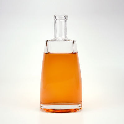 ウォッカ ジン と ワイン の 700ml ガラスのボトル ガラスのロゴ は 許容