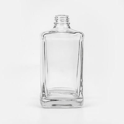 受け入れられる 顧客ロゴ グラス スピリット ラムボトル 500ml 750ml スクリューキャップ 密封タイプ