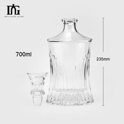 コラー素材 700ml 水晶ウイスキーデカンター 酒類と飲料のためのカスタムロゴ