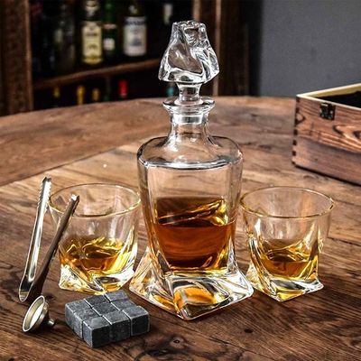750ml フローストウイスキー・リコール ガラスボトル 彫刻されたデザインとベース材料のガラス