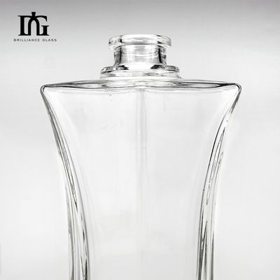 ウィスキー ウォッカ ガラスボトル 500ml 750ml 独自の形状とコルクキャップタイプ