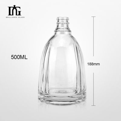 500ml 700ml 750ml 蓋付きの酒瓶 カスタマイズされたデザイン 無料提供