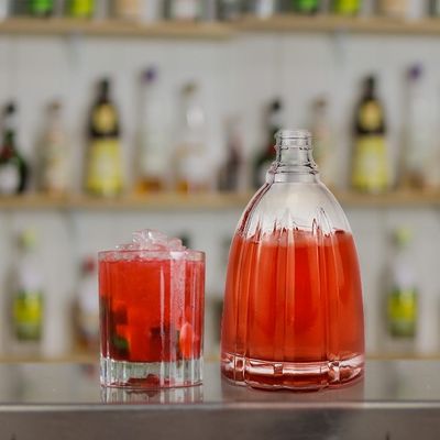500ml 700ml 750ml 蓋付きの酒瓶 カスタマイズされたデザイン 無料提供