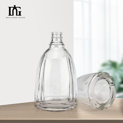500ml 700ml 750ml 蓋付きの酒瓶 カスタマイズされたデザイン 無料提供