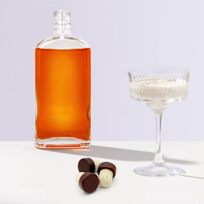 500ml 700ml カスタムジュース飲料 リクオールスピリッツ カークとスクリューキャップのガラスボトル