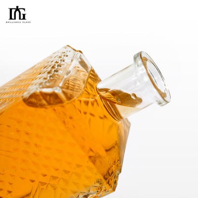 酒のためのカスタマイズされたグラスワインボトル 顧客のロゴ 500ml 700ml 750ml