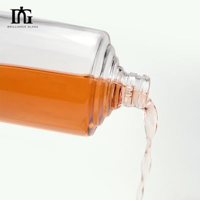 650ml ガラスの酒瓶 ウォッカ ジンボトル コルク付き おいしい体材 ガラス