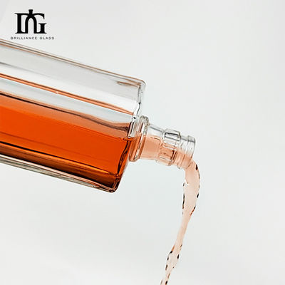 500ml Square Clear Empty Brandy ウィスキーガラスボトル OEM/ODMが受け入れられる