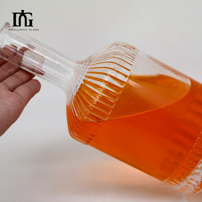 500ml/700ml 高級透明スクリューキャップ ブランデージュース飲料ガラスボトル