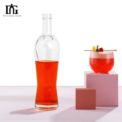 700ml 厚い底に彫り刻された酒のためのガラスボトル カスタマイズされ,自由に提供されます