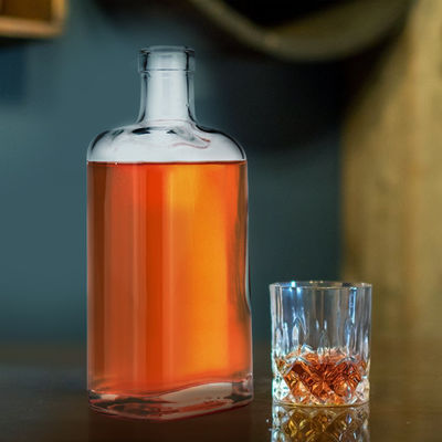 オーダーメイド ロゴ 700ml 方形のガラスボトル ウイスキー ブランデー ジン ウォッカ その他