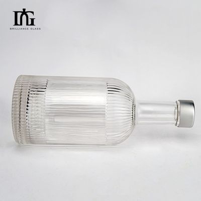カスタムデザイン ロゴ 330Ml ガラス ウォッカ スピリット ボトル スクリューキャップとカラー素材