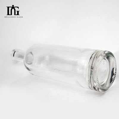 OEM/ODM 許容 500ml 700ml 透明ガラスボトル 酒類用 ウォッカ 密封タイプ CORK