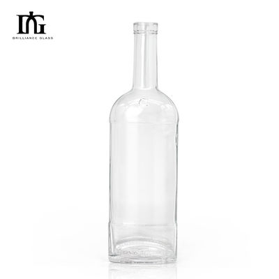 500ml ガラスのカラー ウォッカ ブランデー ウィスキー グラビアの表面操作のためのフラットワインボトル
