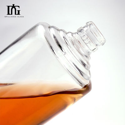 100ml 丸いガラス 香水ボトル 空のデザイナー 噴霧ボトル ネックレス 素材 ガラス
